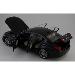 08941BK 1/18 Kyosho BMW 5 Series G30