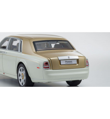 08841EWG Rolls-Royce Phantom EWB (English White/Gold) KYOSHO ORIGINAL 1/18 scale