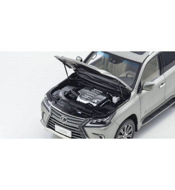 08955T LEXUS LX570 KYOSHO ORIGINAL 1/18 scale (SONIC TITANIUM)