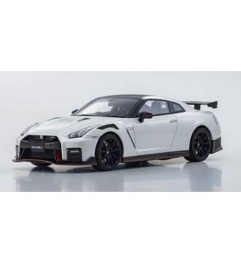 KSR18048W Nissan GT-R NISMO 2020 (White) SAMURAI 1/18 scale