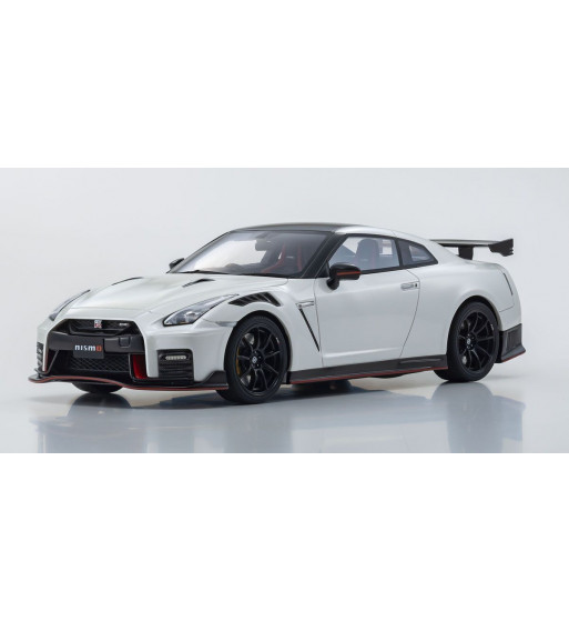 KSR18048W Nissan GT-R NISMO 2020 (White) SAMURAI 1/18 scale