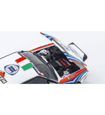 08348B KYOSHO ORIGINAL 1/18scale Lancia Delta 1992 San Remo No. 5