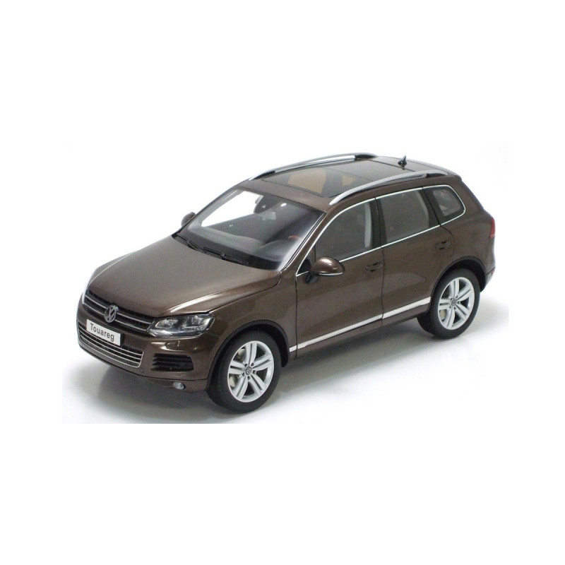 1/18 Volkswagen Touareg 2010 TSI Graciosa Brown Metallic