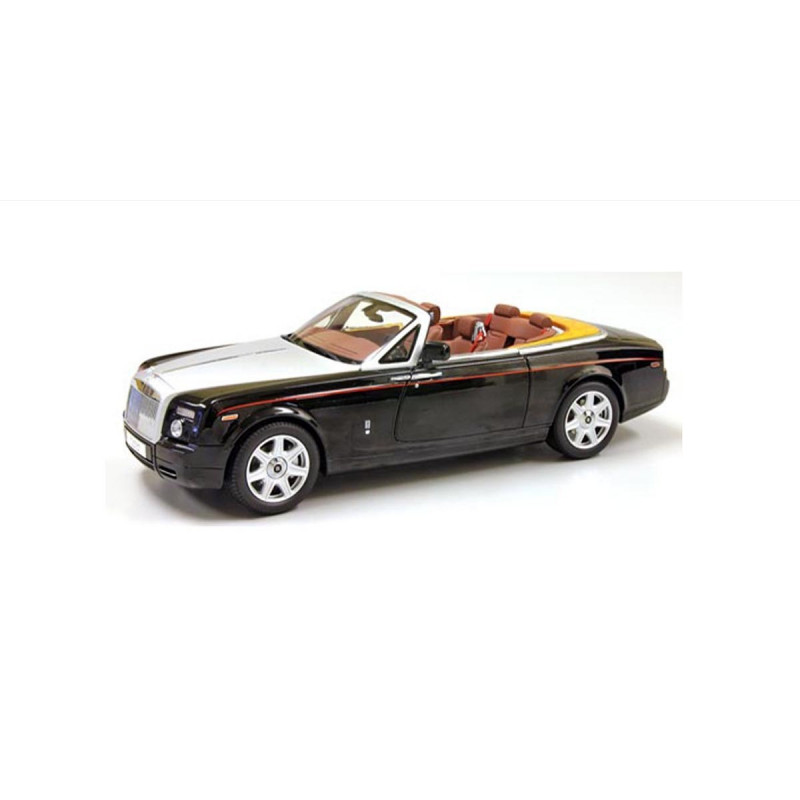 1/18 Rolls-Royce Phantom drop head coupe (Diamond Black)