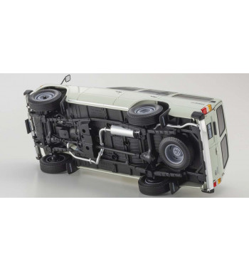08956W Toyota Land Cruiser 60 (White) KYOSHO ORIGINAL 1/18 scale