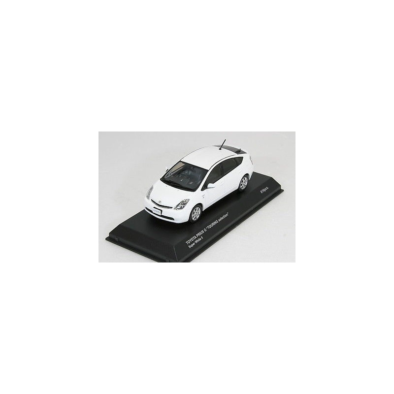1/43 Toyota Prius "G" Touring Selection Super White 03781W