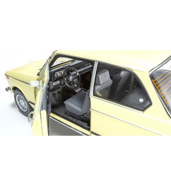 08543ML 1/18 scale BMW 2002 Tii (Beige) KYOSHO ORIGINAL