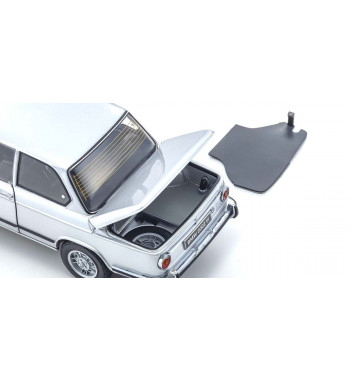 08543S 1/18 scale BMW 2002 tii (Silver) KYOSHO ORIGINAL