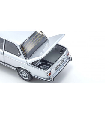 08543S 1/18 scale BMW 2002 tii (Silver) KYOSHO ORIGINAL
