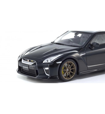 KSR18057MP Nissan GT-R Premium Edition T-Spec (Midnight Purple) SAMURAI 1/18 scale