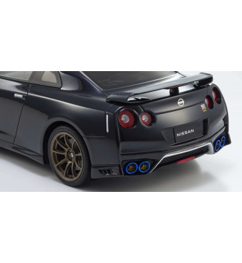 KSR18057MP Nissan GT-R Premium Edition T-Spec (Midnight Purple) SAMURAI 1/18 scale