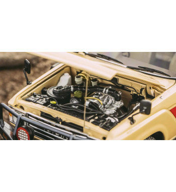 08956XBE 1:18 scale Toyota Land Cruiser 60 with optional parts (Beige)  KYOSHO ORIGINAL