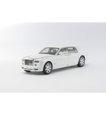 08841EW2 1/18 scale Rolls-Royse Phantom Extended (ENGLISH WHITE) KYOSHO ORIGINAL